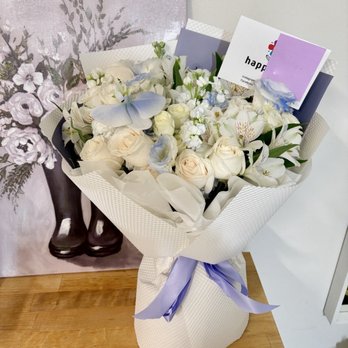 Happiness Flowers - Floral Designers Near Me Happiness Flowers - Floral Designers Near Me