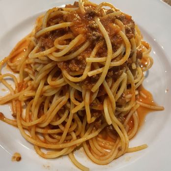 Delfino Pizzeria - Spaghetti - Pizza Near Me - London, XGL
