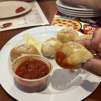 Torino's Pizza - Garlic knots - Pizza Near Me - Oviedo, Florida Torino's Pizza - Garlic knots - Pizza Near Me - Oviedo, Florida