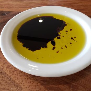 Casanova Italian Restaurant - Balsamic and olive oil - Italian Near Me - Makawao, Hawaii