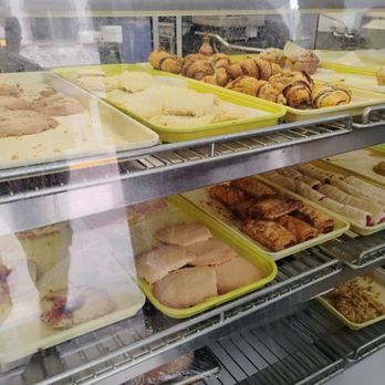 Victoria's Kitchen - Bakery counter - Breakfast & Brunch Near Me - Houghton, Michigan