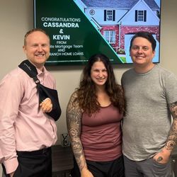 Dennis Tate - Flat Branch Home Loans - Dennis's arm is broken buttt he is still amazing! No brining him down, very determined to help!