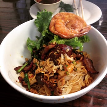 La Me - Combination hu tieu kho (dry noodle style) - Vietnamese Near Me - Richardson, Texas