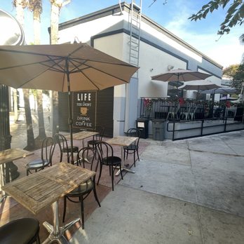 Republik Coffee Burbank - Outside seating area - Cafes Near Me - Burbank, California Republik Coffee Burbank - Outside seating area - Cafes Near Me - Burbank, California