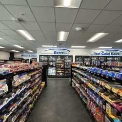 Kelley’s Market - Wine, Beer, Pop and tons of Snacks