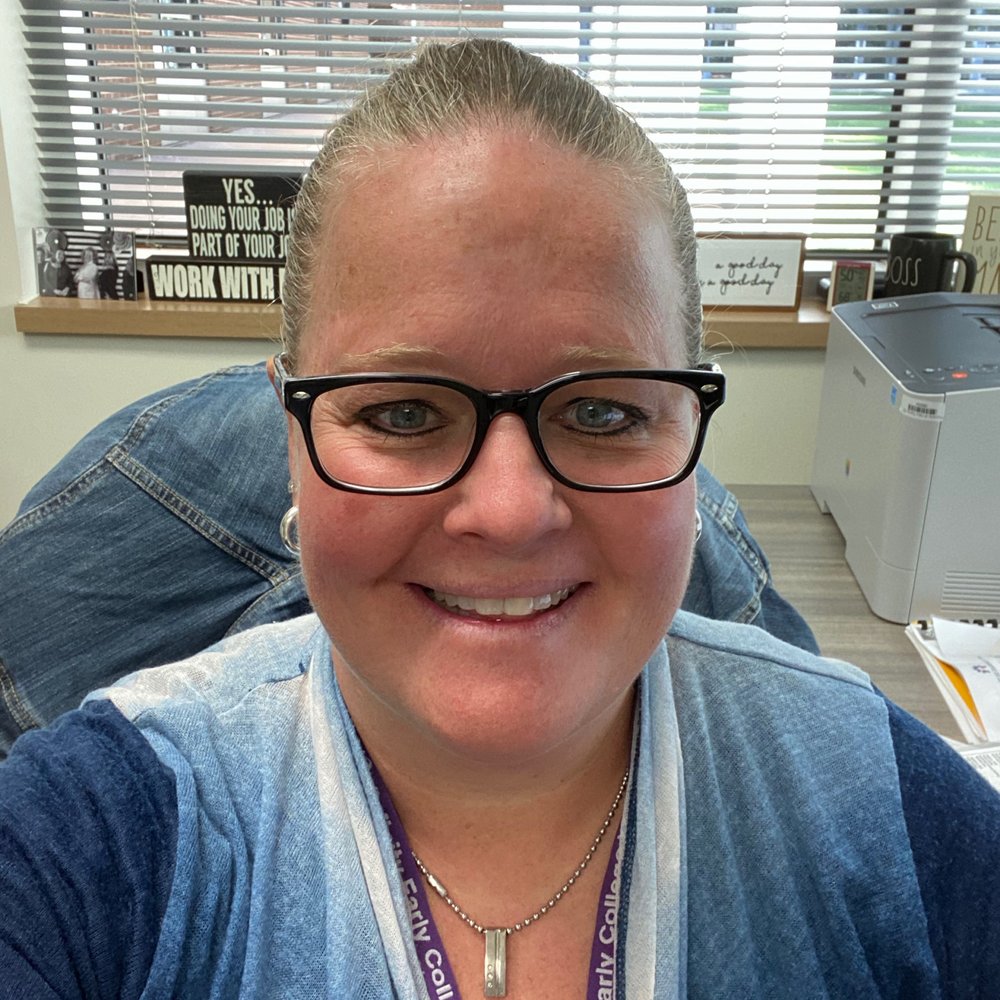 Trisha Houston's Instagram, Twitter & Facebook on IDCrawl