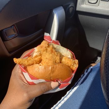 Roaming Rooster - Buffalo Fried Chicken Sandwich - Chicken Shop Near Me - Washington, DC, District of Columbia