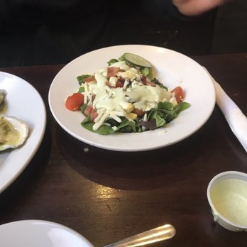 Miller's Downtown - American Near Me - Charlottesville, Virginia