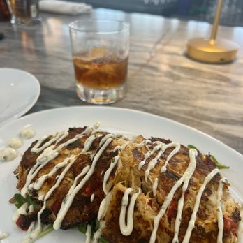 Beach Glass Lounge - Crab cakes! - Seafood Near Me - Lakeside Marblehead, Ohio