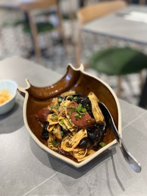 DongTing Noodle by null