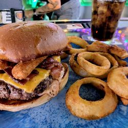 BS Bar and Gril - The Big Boi Burger and onion rings