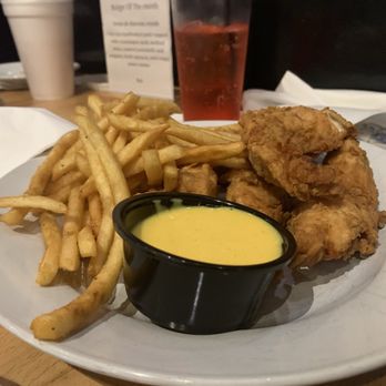 Harry's Downtown - Chicken tenders - Breweries Near Me - Fredericksburg, Virginia Harry's Downtown - Chicken tenders - Breweries Near Me - Fredericksburg, Virginia