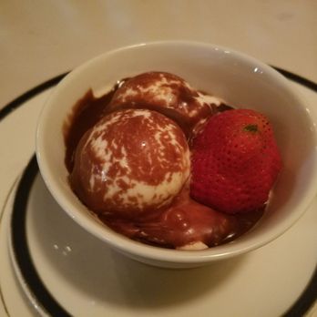 Pacific Dining Car - Ice cream goes to the birthday girl - Steakhouses Near Me - Los Angeles, California