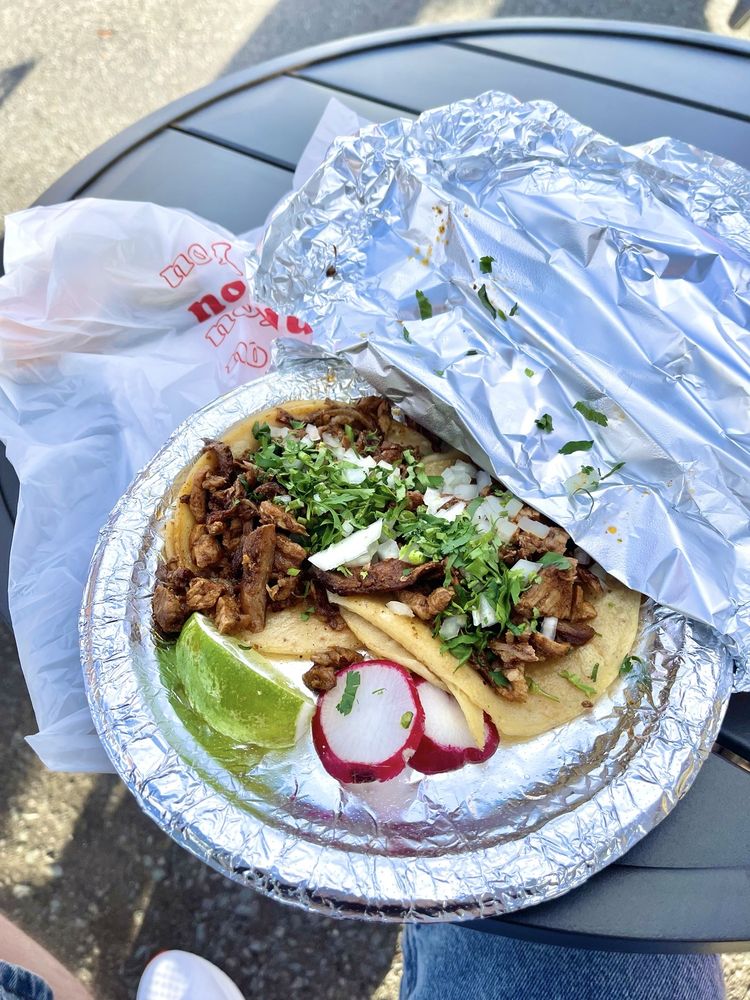 Chiki's Taco