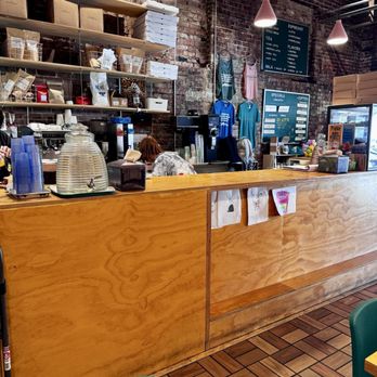 The Greenhouse - Biloxi - Inside - Breakfast & Brunch Near Me - Biloxi, Mississippi