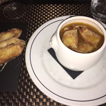 Chez Monsieur - French Onion Soup - French Near Me - Paris, 75