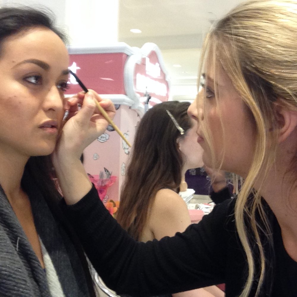 Benefit Cosmetics BrowBar - Chelsea filling in Lauren's brows - Cosmetics & Beauty Supply Near Me - San Diego, California Benefit Cosmetics BrowBar - Chelsea filling in Lauren's brows - Cosmetics & Beauty Supply Near Me - San Diego, California