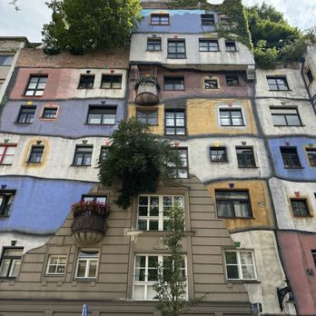 Hundertwasser Village - Art Galleries Near Me - Vienna, 9 Hundertwasser Village - Art Galleries Near Me - Vienna, 9