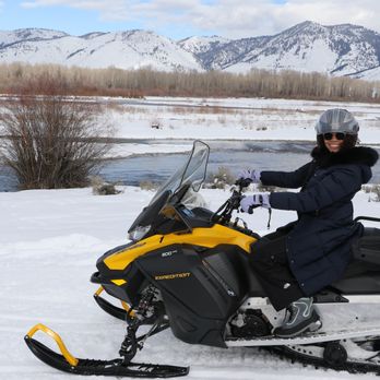 Backcountry Safaris - Backcountry Safaris offers scenic wildlife tours of Yellowstone and Grand Teton National Parks from Jackson Hole, Wyoming... - Tours Near Me - Jackson, Wyoming