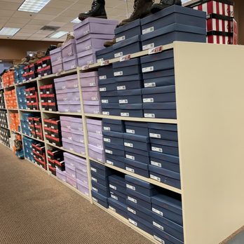 Famous Footwear - Lots of sizes - Shoe Stores Near Me - Sandy, Utah Famous Footwear - Lots of sizes - Shoe Stores Near Me - Sandy, Utah