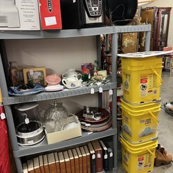 Alabama Antique Market - Pics of booth