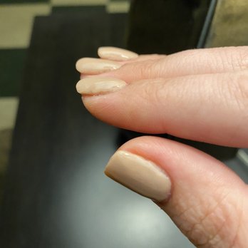 Bijou Nails & Spa - Really lumpy and missing spots. - Eyelash Service Near Me - Glendale, California