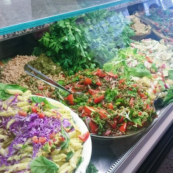 Encke & Duers - Lidt af udvalget af salater - Food Near Me - Valby, 84