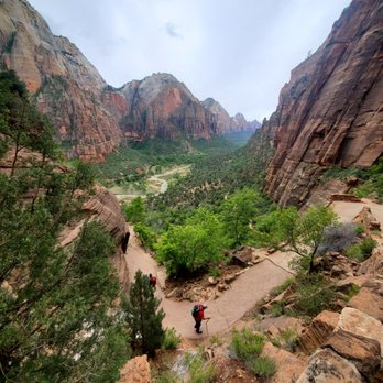 Angel's Landing - View of the trail from the top - Hiking Near Me - Springdale, Utah Angel's Landing - View of the trail from the top - Hiking Near Me - Springdale, Utah