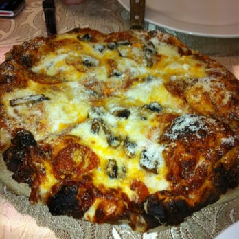 Kennedy Cafe - Great pepperoni and mushroom pizza - Mediterranean Near Me - Key West, Florida