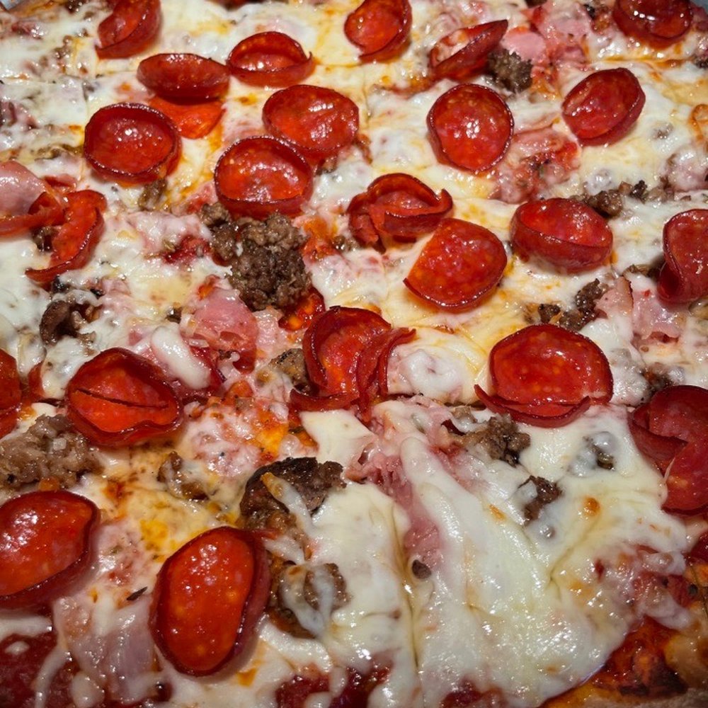 Eno's Pizza Tavern - 14" Regular Pig Smiley - Pizza Near Me - Coppell, Texas Eno's Pizza Tavern - 14" Regular Pig Smiley - Pizza Near Me - Coppell, Texas