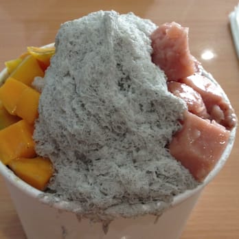 Salju Dessert - Black sesame shaved ice with mango and taro (regular) - Desserts Near Me - Alhambra, California