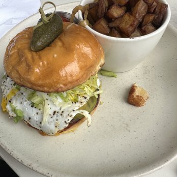 Moxies - Brunch burger - Cocktail Bars Near Me - Houston, Texas Moxies - Brunch burger - Cocktail Bars Near Me - Houston, Texas