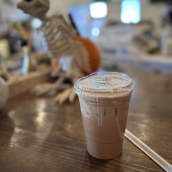 Bad Owl Coffee Roasters - Ice mocha