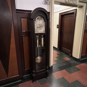 Carleton Hotel - Hotels Near Me - Oak Park, Illinois