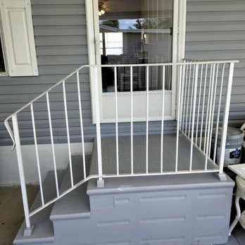 RYR Remodeling - Before picture of our unstable, out-dated and ugly rod iron railing that had been painted over many many times. - General Contractors Near Me RYR Remodeling - Before picture of our unstable, out-dated and ugly rod iron railing that had been painted over many many times. - General Contractors Near Me