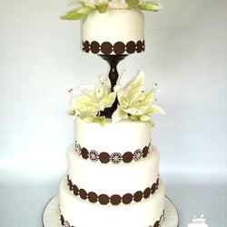 Mayu's Cakes - 4 tier wedding cake