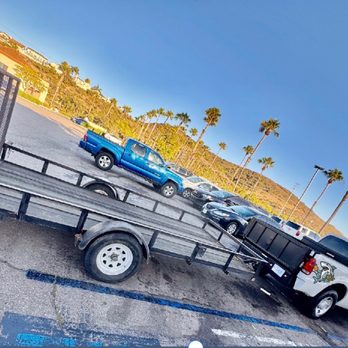 Pacific Junk Sharks - San Diego junk removal - Junk Removal & Hauling Near Me Pacific Junk Sharks - San Diego junk removal - Junk Removal & Hauling Near Me