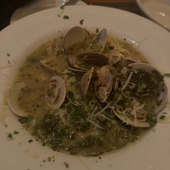 Charles Street Dinner House - Clam Steamers - New American Near Me - Mariposa, California