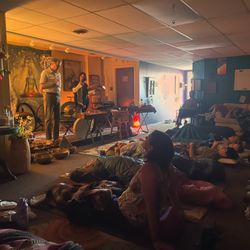 Crystals EnLight - Sound Bath with Golden Dragon Sound and Reiki