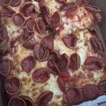 Square Pie Guys - Pepperoni - Pizza Near Me - Walnut Creek, California Square Pie Guys - Pepperoni - Pizza Near Me - Walnut Creek, California