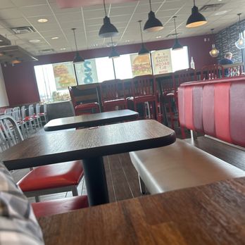 Arby's - Enormous Dining Room - Fast Food Near Me - Kinston, North Carolina