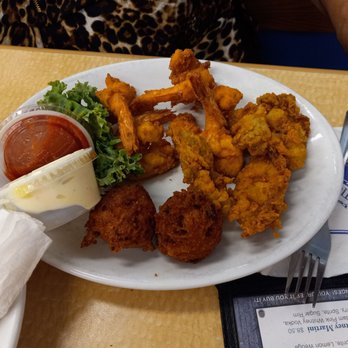 Surf Rider Bluewater - Shrimp & oysters - Seafood Near Me - Hampton, Virginia Surf Rider Bluewater - Shrimp & oysters - Seafood Near Me - Hampton, Virginia