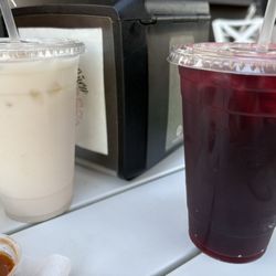 Aguas horchata y Jamaica