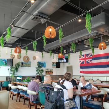 Beastside Kitchen - Inside - Seafood Near Me - Honolulu, Hawaii