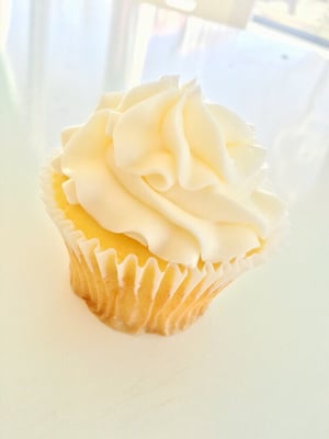 Crystal's Cakes & Cones by null