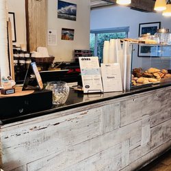 Carmel Valley Coffee Roasting Co - Counter inside
