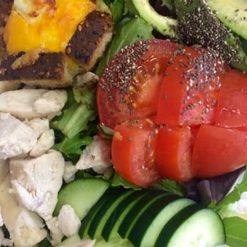 Fruittitude - Classic Salad with Chicken - Bubble Tea Near Me - La Jolla, California