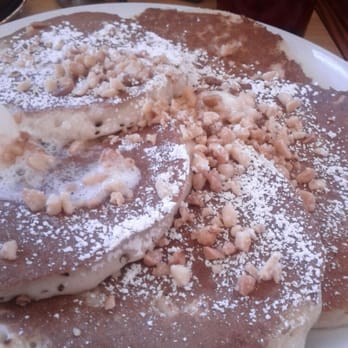 Eggs 'n Things - Macadamia pancakes - Breakfast & Brunch Near Me - Honolulu, Hawaii