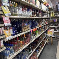 LiquorLand - Nice liquor Selection
