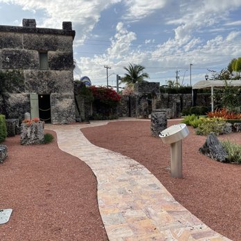 Coral Castle - Museums Near Me - Homestead, Florida